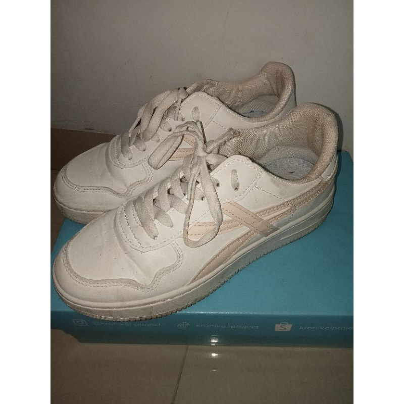 Kronikel Sneakers preloved