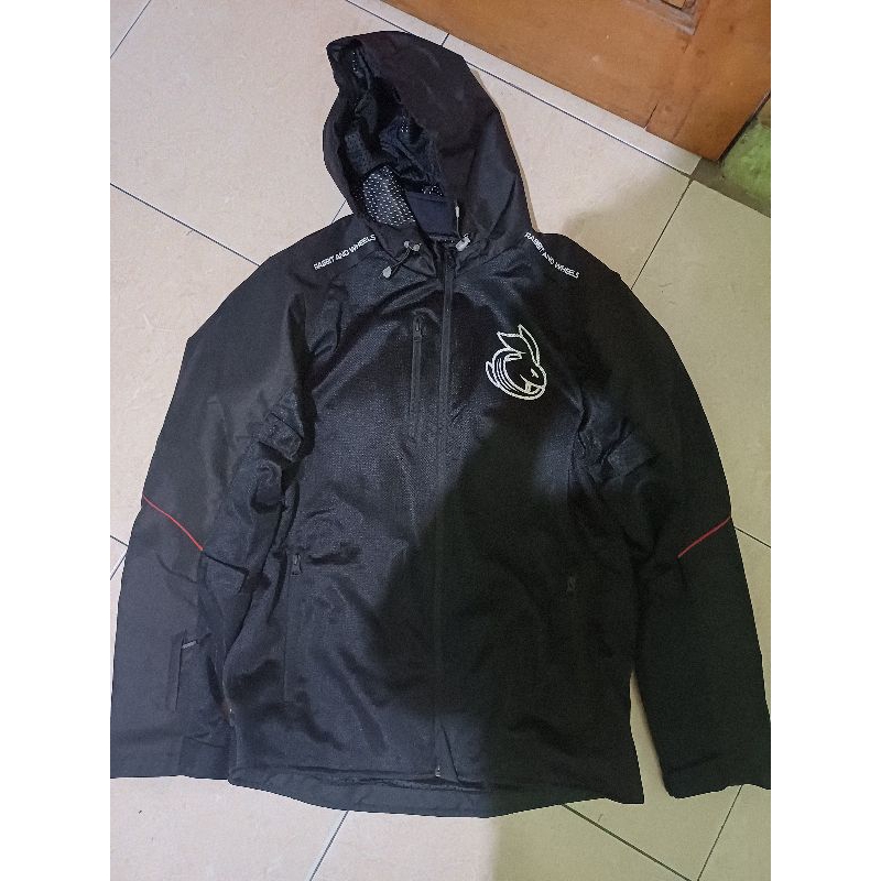 Rabbit and Wheels Patrontek Size XXL