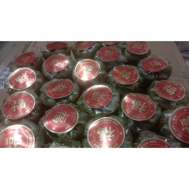 

kue keranjang mini rasa Suji isi 12 Ny LIEN