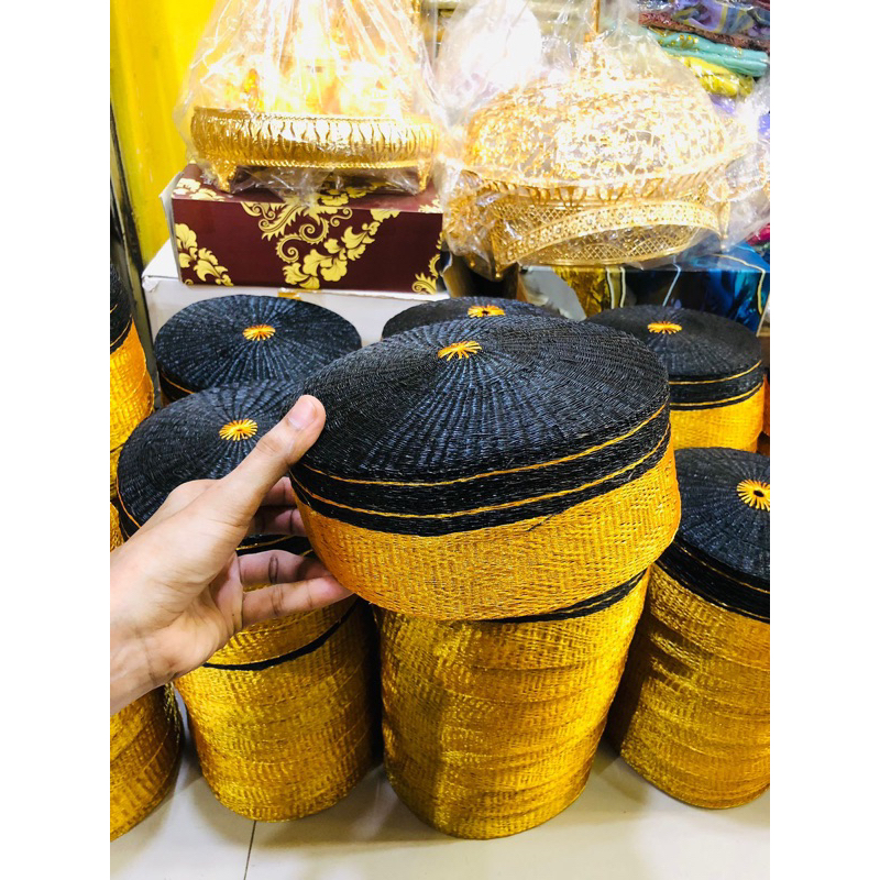 Songkok recca bugis bone Hitam emas.kualitas standar/songkok to bone