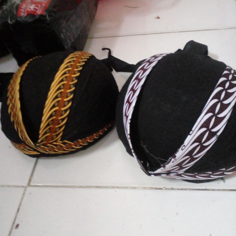 Blangkon jogja/mondol