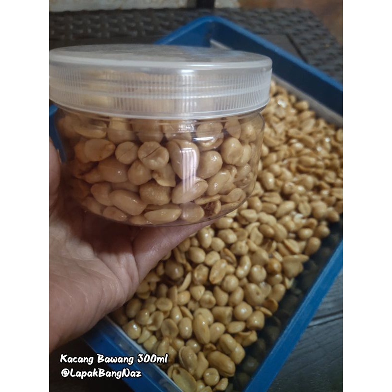 

Kacang Bawang kemasan toples 300ml