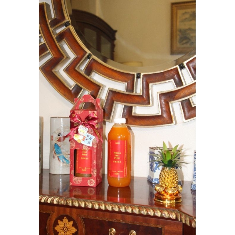 

CNY HAMPERS MARKISA 1L