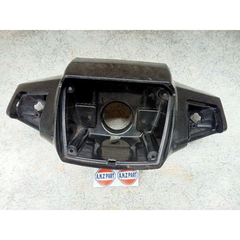 Batok lampu depan Suzuki Crystal