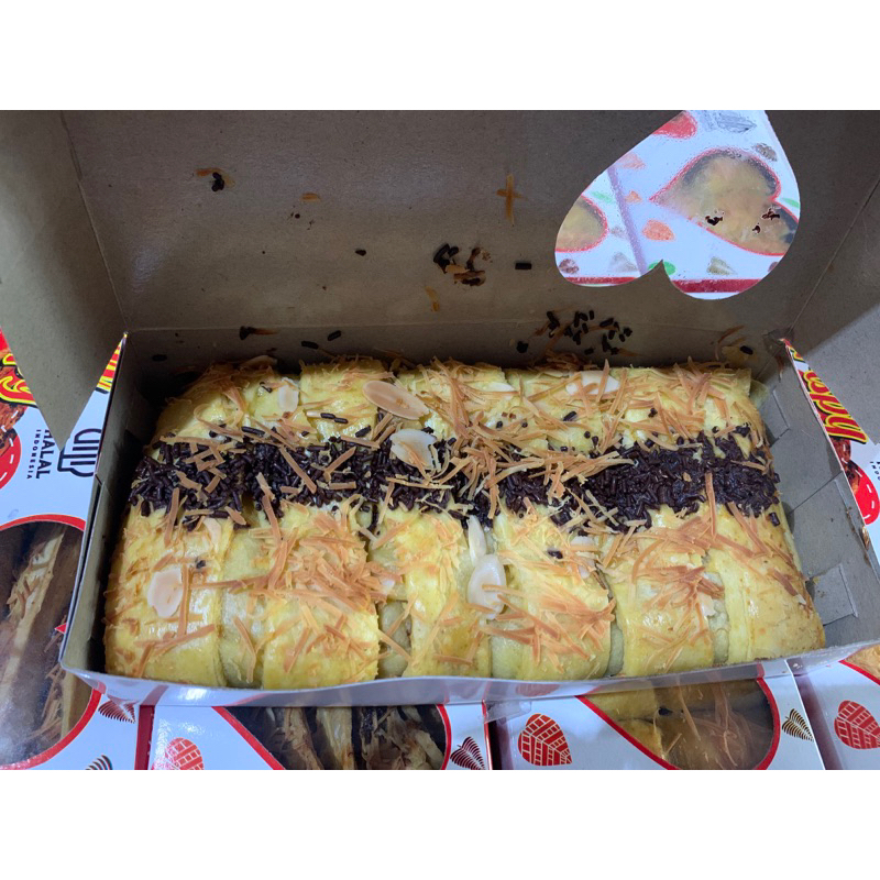 

strudel pisang coklat keju lumer