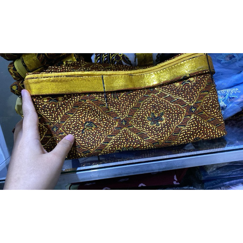 jarik sidomukti prada gold