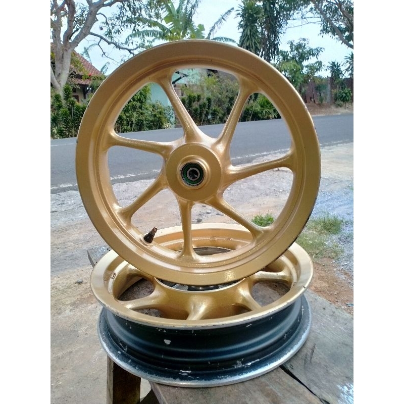 pelk pelek velg velk scoopy donat ring 12