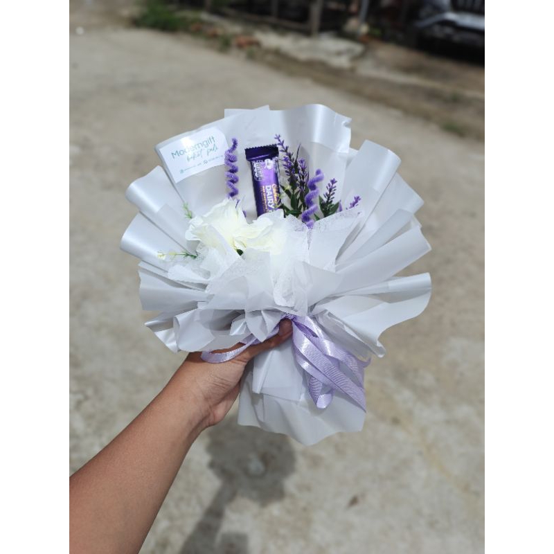 

buket mini edisi valentine SINGLE CHOCOLATE