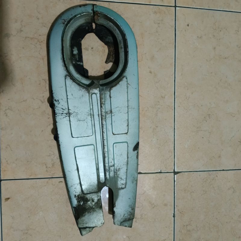 tutup rantai astrea prima