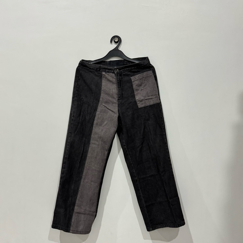 Two Tone Jeans