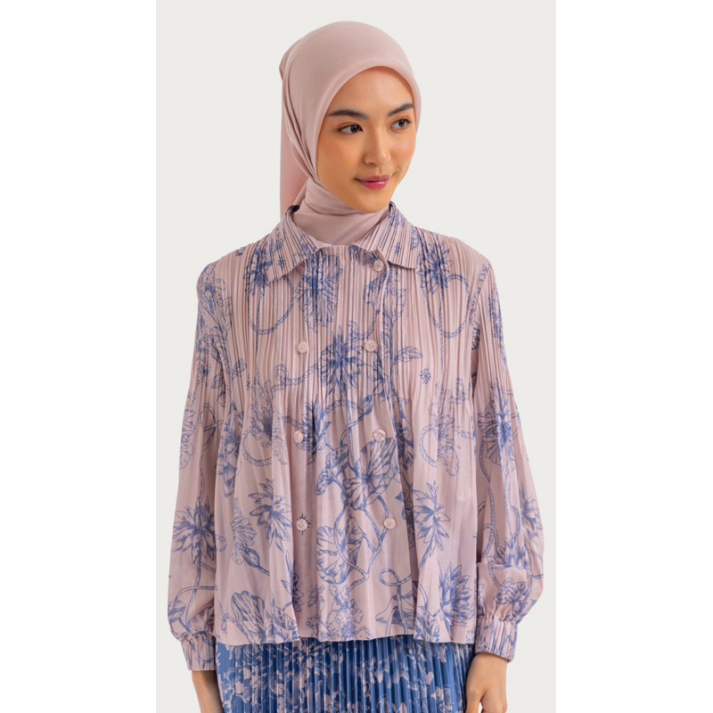 Cordie Top Riamiranda Pleats Series RM Atasan Wanita Blouse Kemeja Lipit Ria Miranda