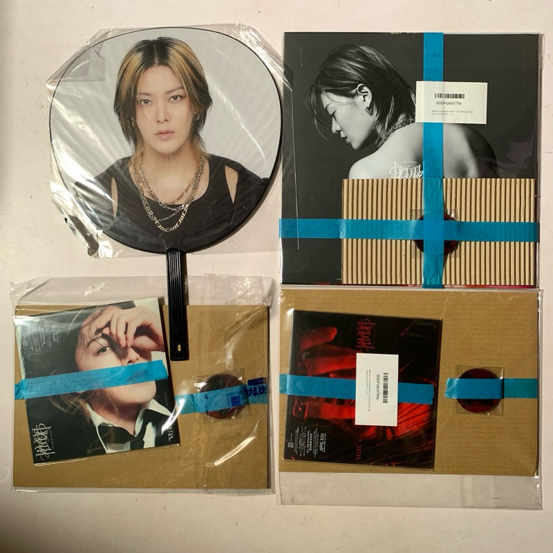 Yuta Album Depth + Uchiwa Merchandise