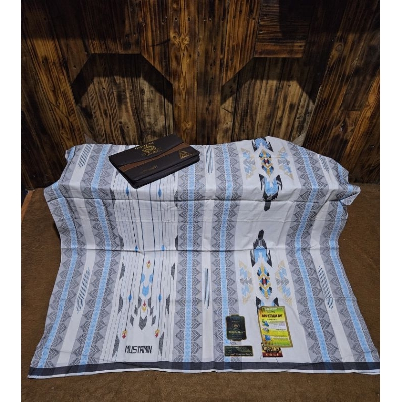 Sarung tenun Mustamin 200