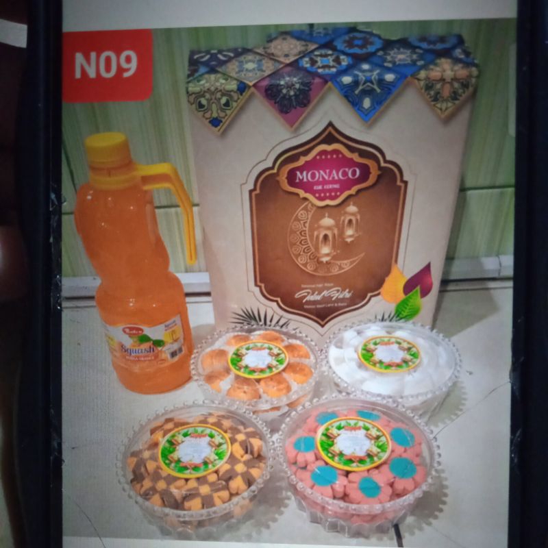

PROMO paket kue lebaran bingkisan MANACO paket sirup 4+1 09