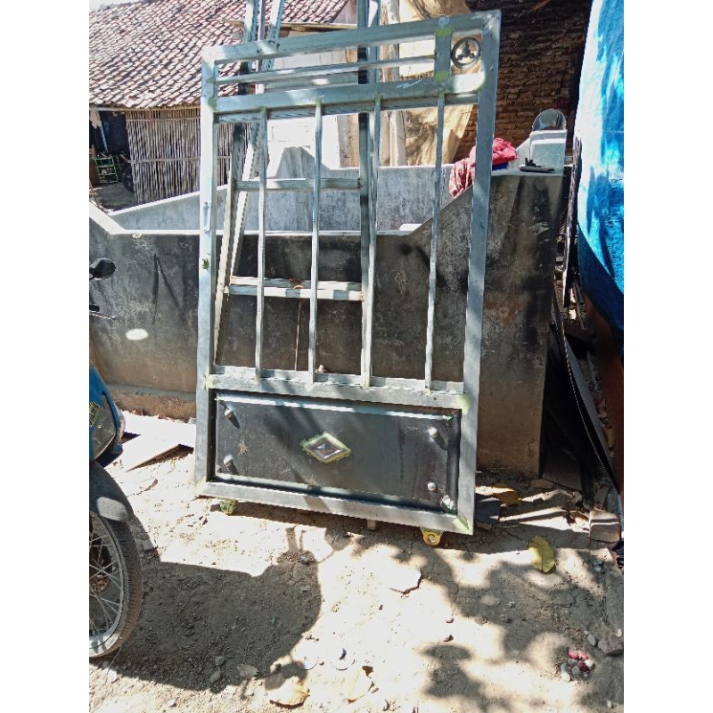 pintu besi/pintu anti rayap dan nyamuk