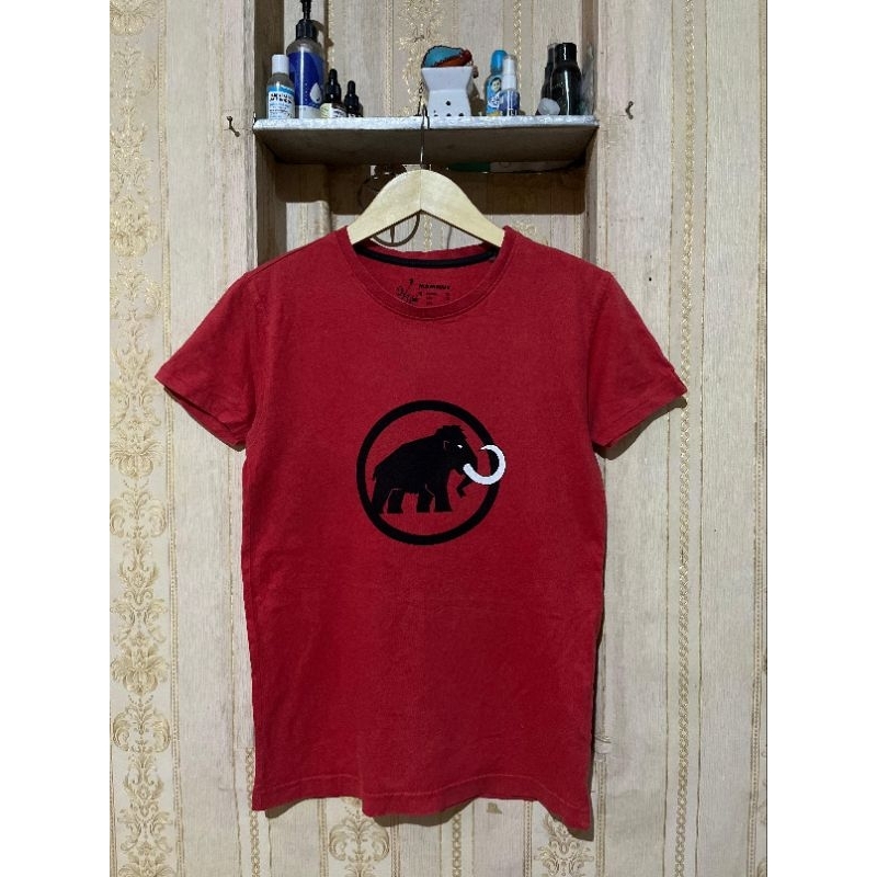Kaos Mammut Merah Original