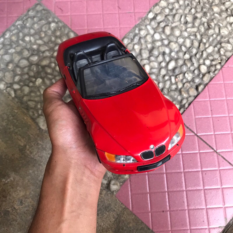 diecast ut bmw z3 skala 1/18