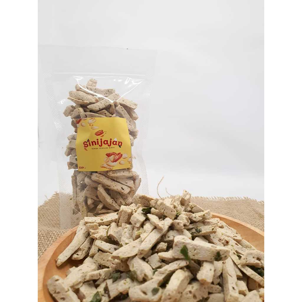 

Sinijajan Basreng Stik Asin Daun Jeruk 100gr dan 50gr