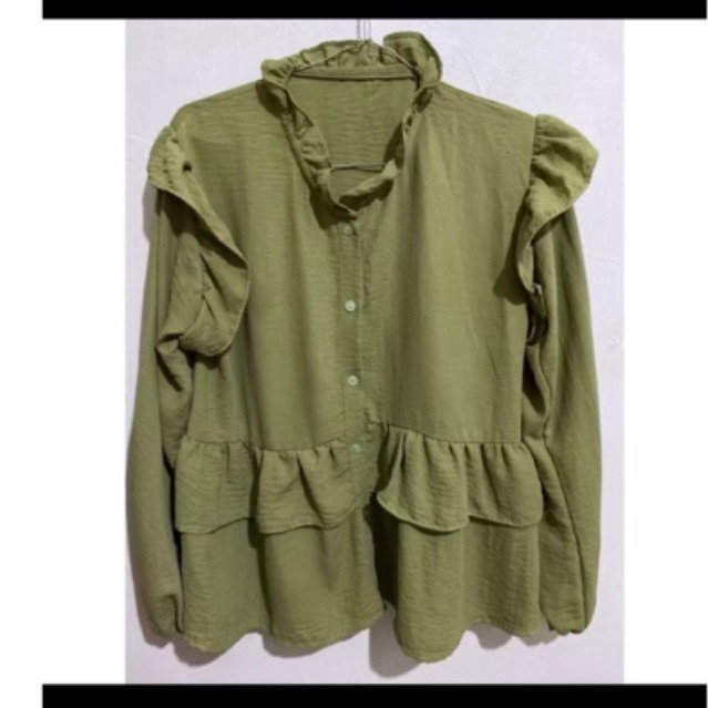 Preloved Blouse / Atasan / Top Ruffle Warna Sage / Hijau Lumut / Moss Green