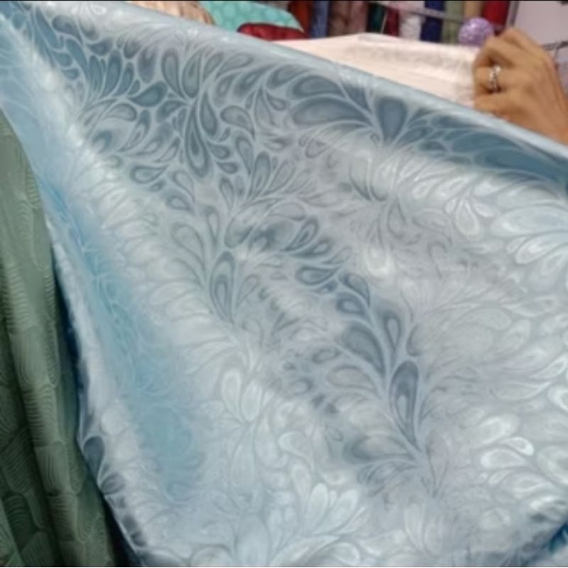 Bahan kain jaguar silk motif premium