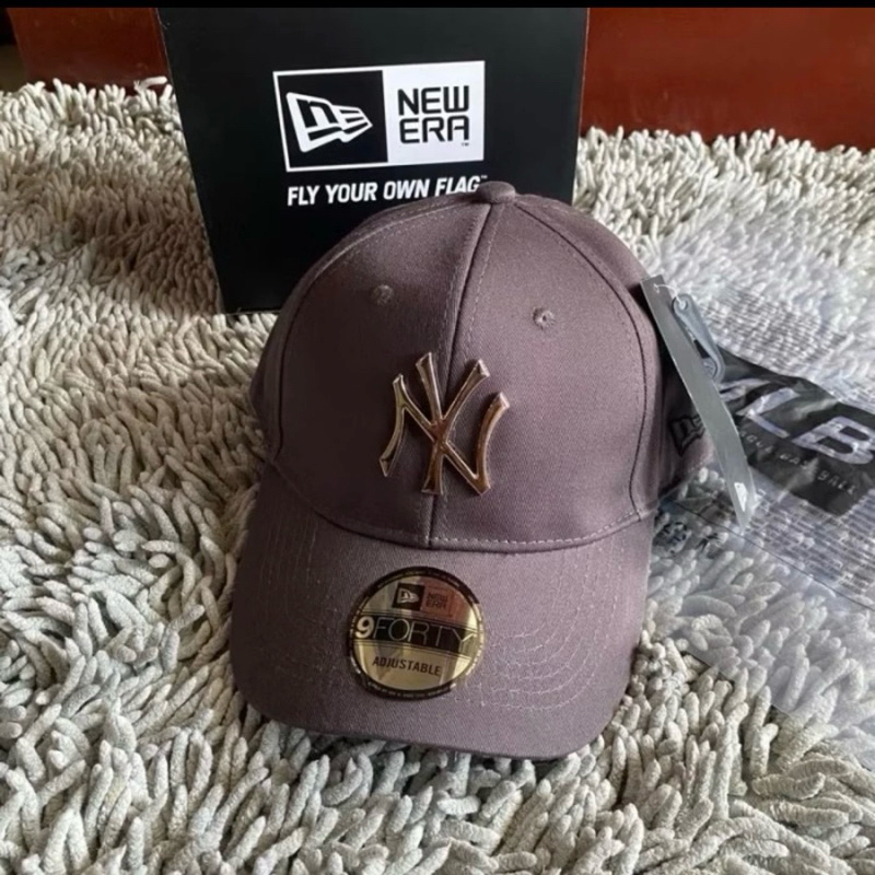 Topi New York Baseball Cap Metal Plate Logo NY Grey