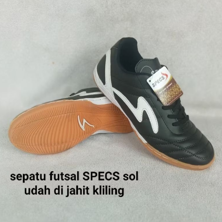 Sepatu olahraga futsal dewasa/Sepatu futsal specs outsole sudah jahit keliling