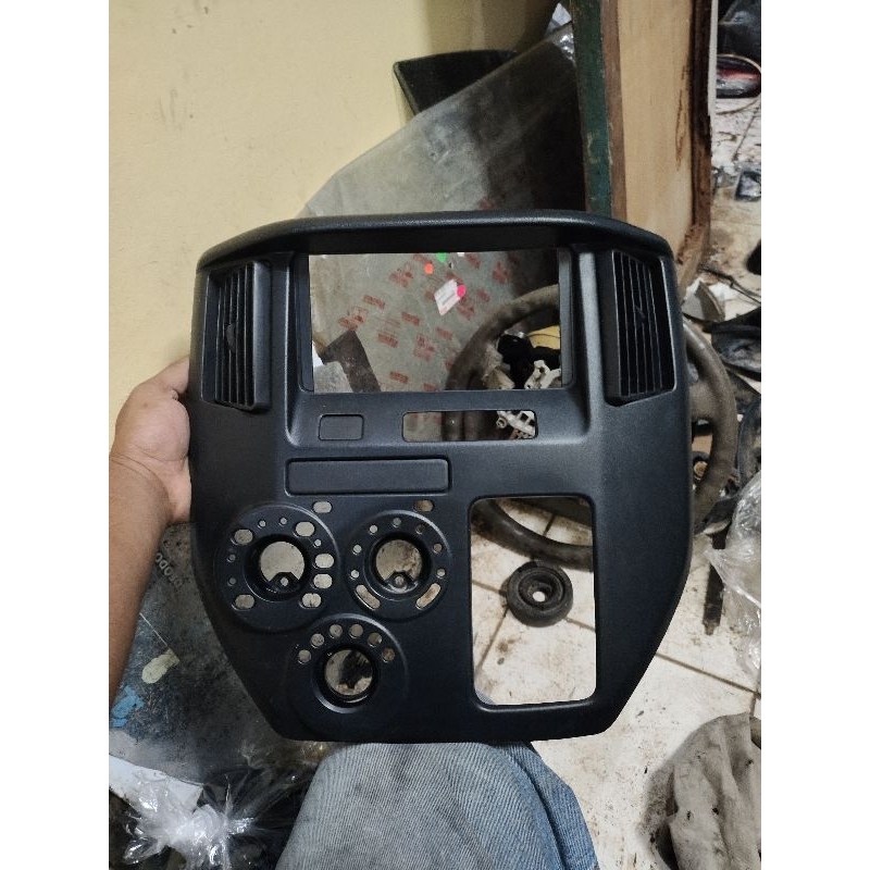 Frame panel AC head unit Daihatsu grandmax