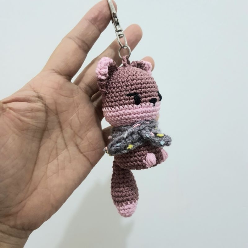 Gantungan Kunci Boneka Rubah Rajutan