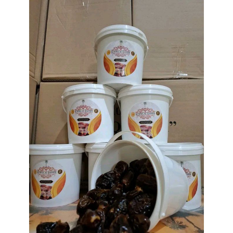 

KURMA MADINAH AL QASSIM ASLI DARI MADINAH