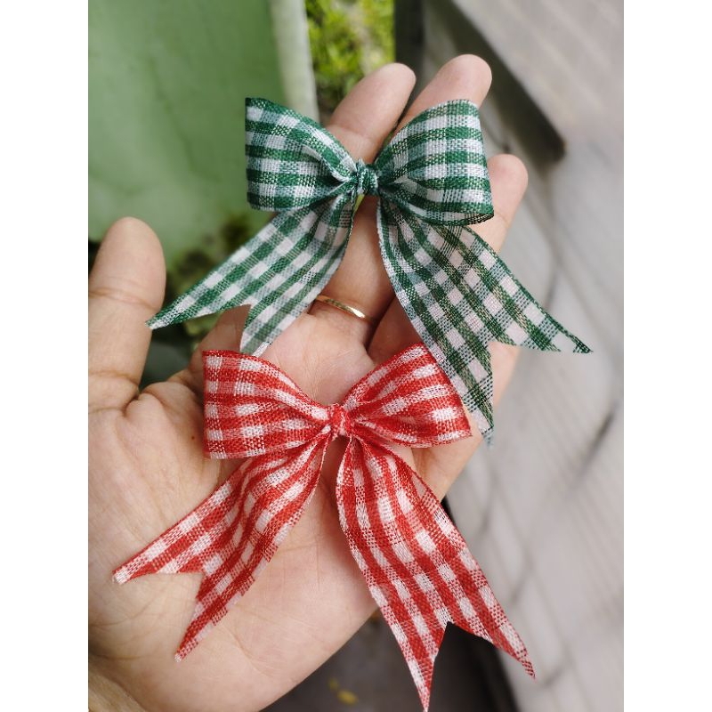 

pita souvenir kupu tempel motif