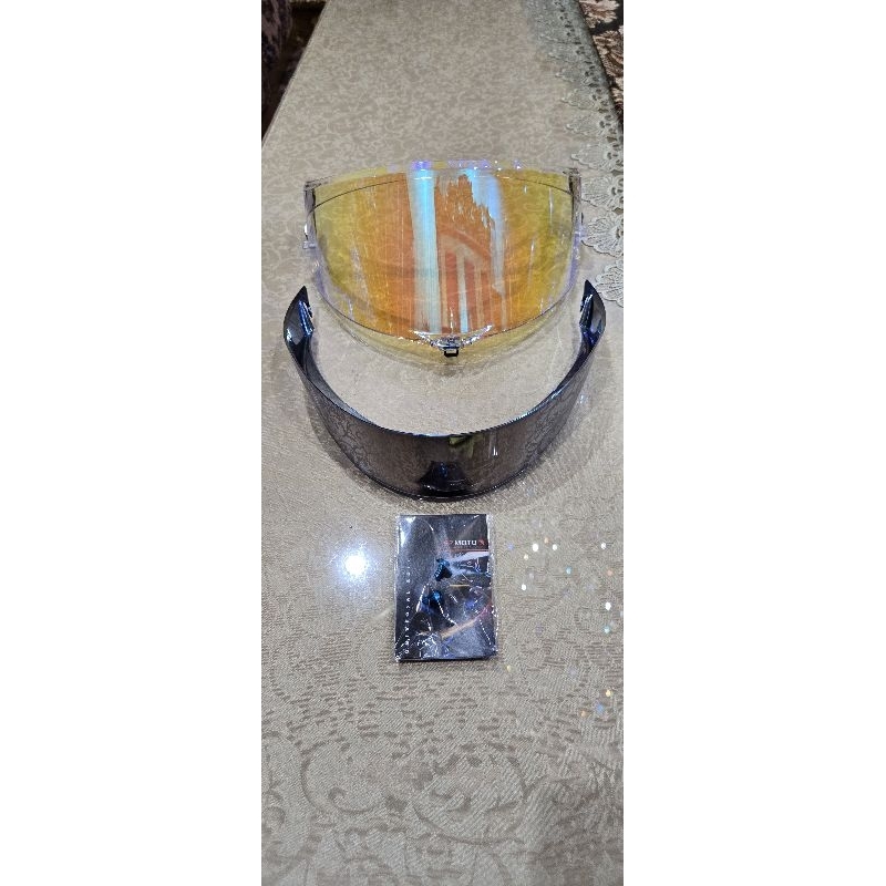 Visor agv pista race 3 iridiumlight blue dan spoiler blue
bunus baud spoiler buat
helm agv pista gpr