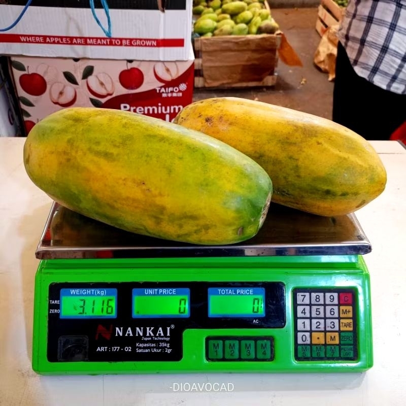 

Buah pepaya segar