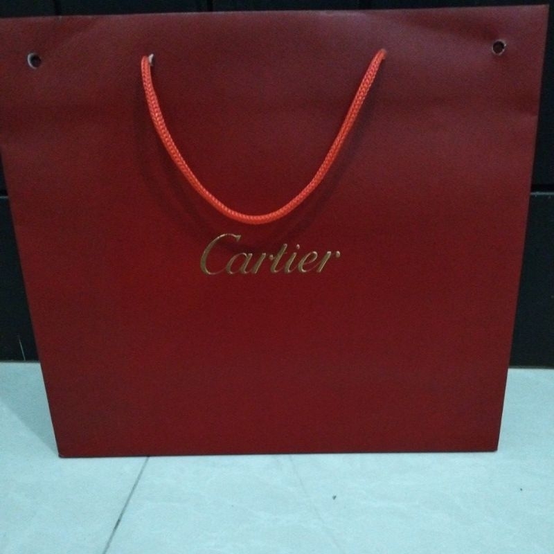 

paperbag cartier sedang