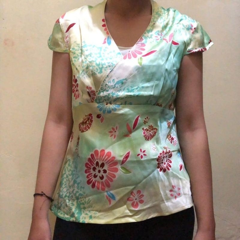 preloved atasan wanita model kimono satin