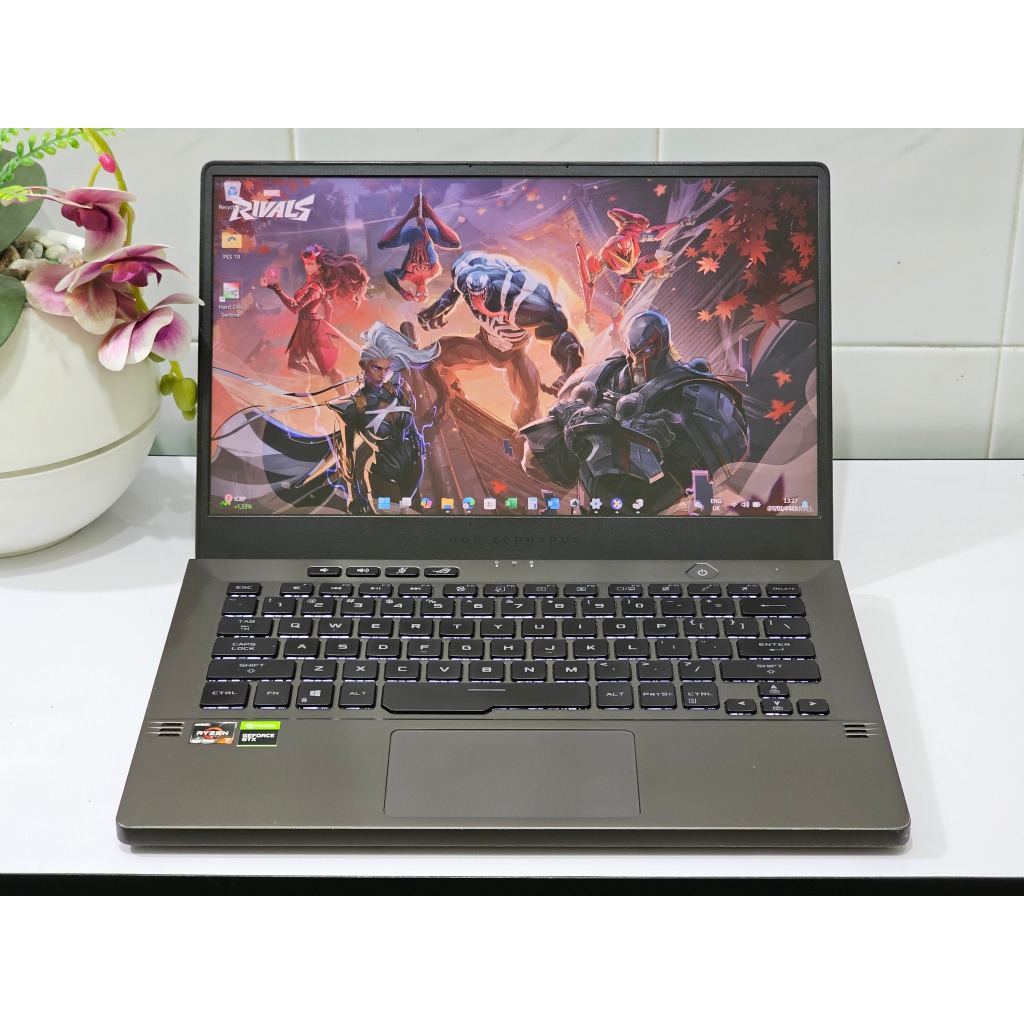 ASUS ROG Zephyrus G14 GA401IH AMD Ryzen 7 Nvidia GTX 1650 Slim Gaming dan Desain Grafis