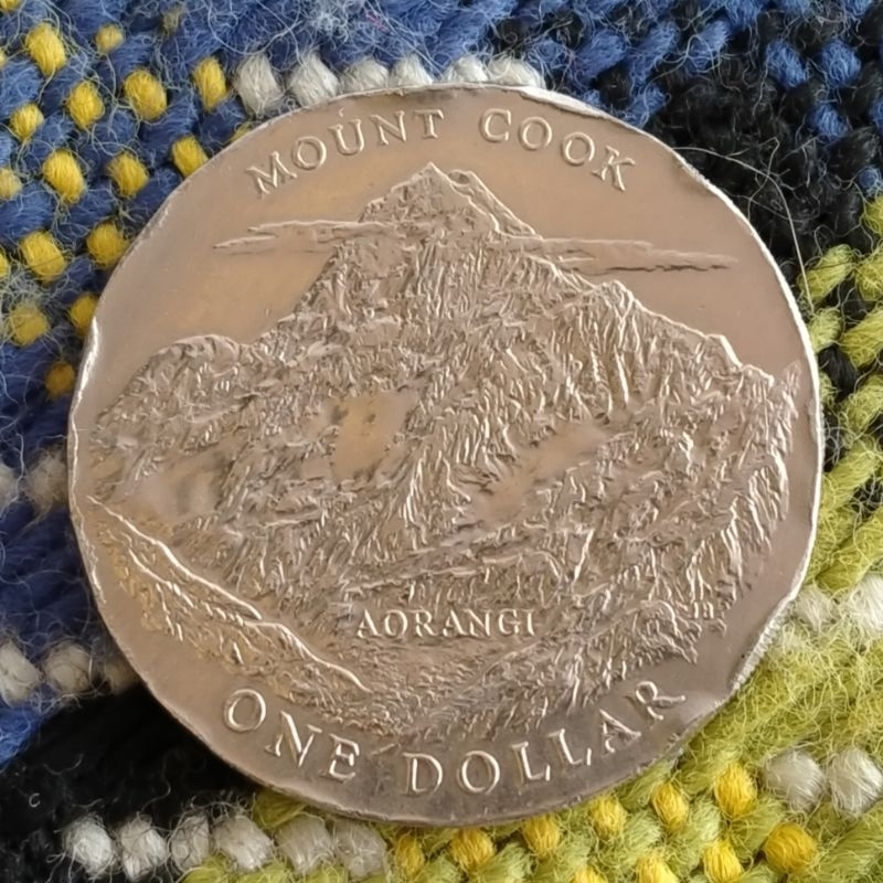 Koin New Zealand 1 Dollar tahun 1970 Besar dan tebal