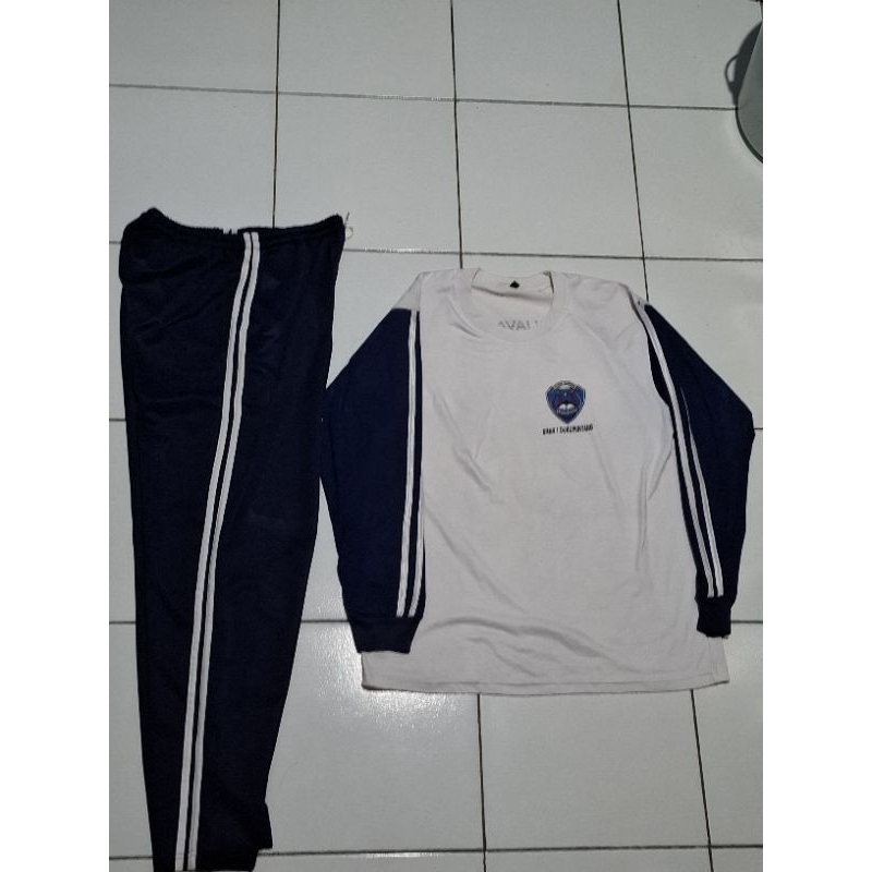 Seragam Olahraga PL SMA