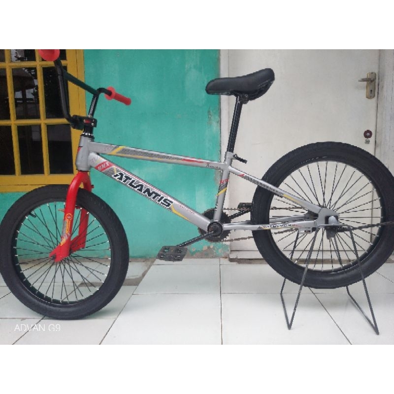 Sepeda BMX ukuran 20 torpedo