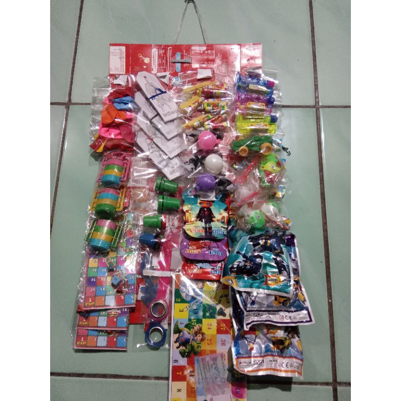 MAINAN SERBA 2000 Renteng ISI 40