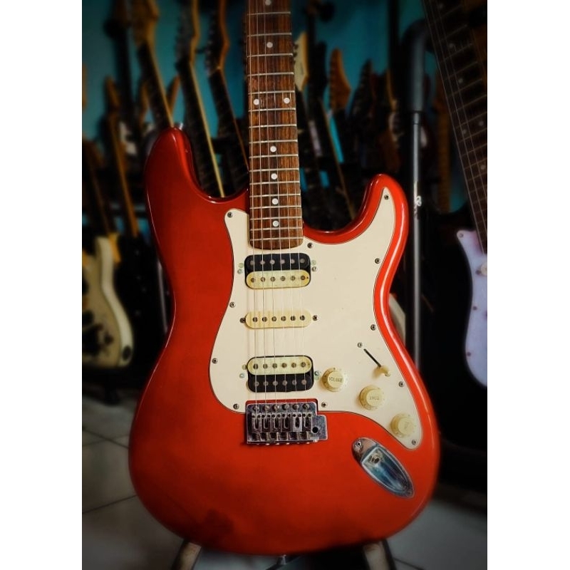 Gitar elektrik fernandes stratocaster (second) kondisi baik sudah seting enak tinggal jrankkk