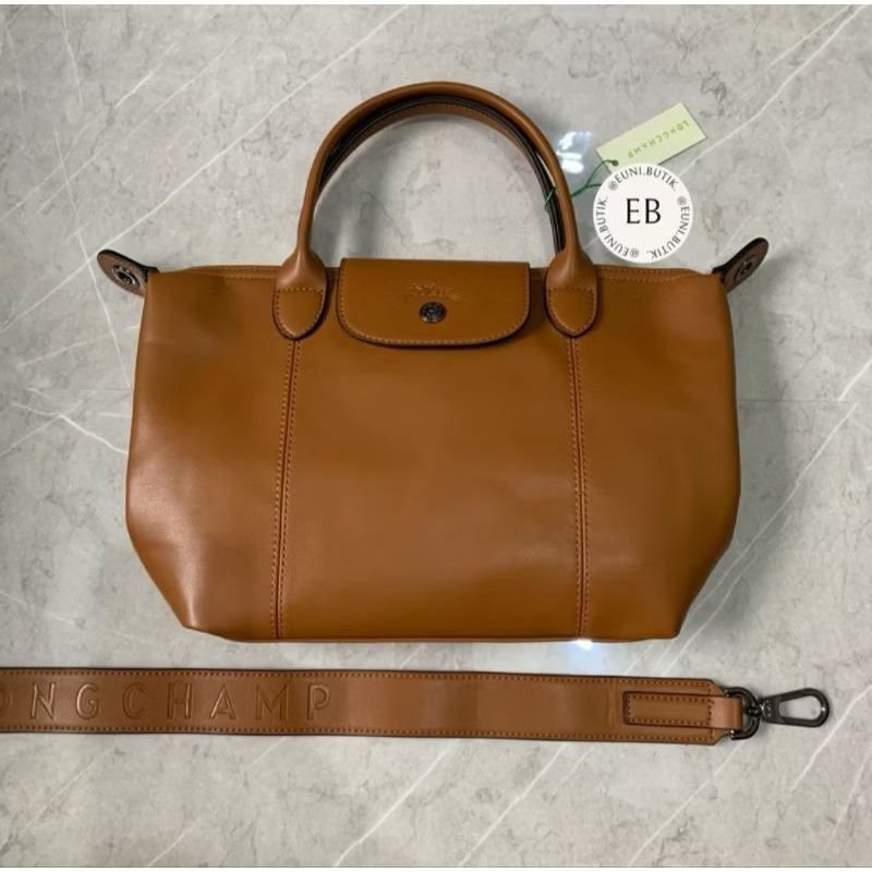 LC Cuir Medium (Kulit)