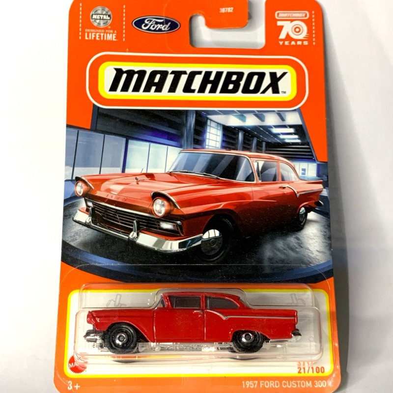 Matchbox 1957 Ford Custom 300 Blister Merah
