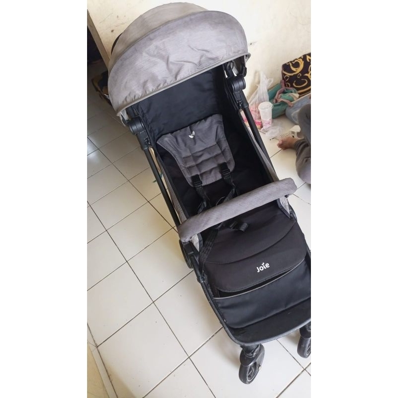 preloved stroller joie pact lite