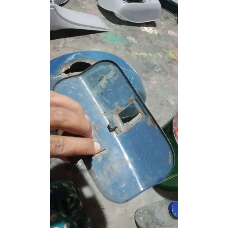 TutupTepongBagasiVespaPTS