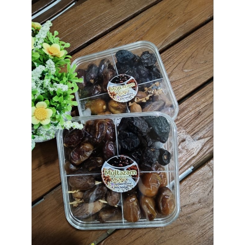 

KURMA MIX/ KHALAS-SUKARI-TUNIS TANGKAI-AJWA/BISA CUSTOM