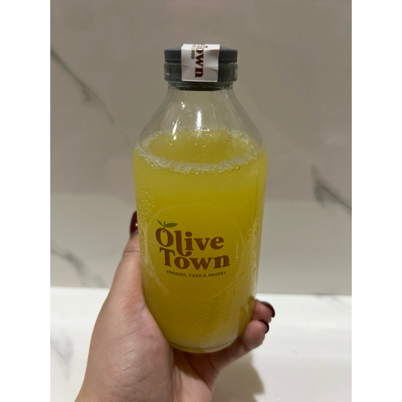 

Olive Town Sari Buah Nanas Murni 100% 300ml