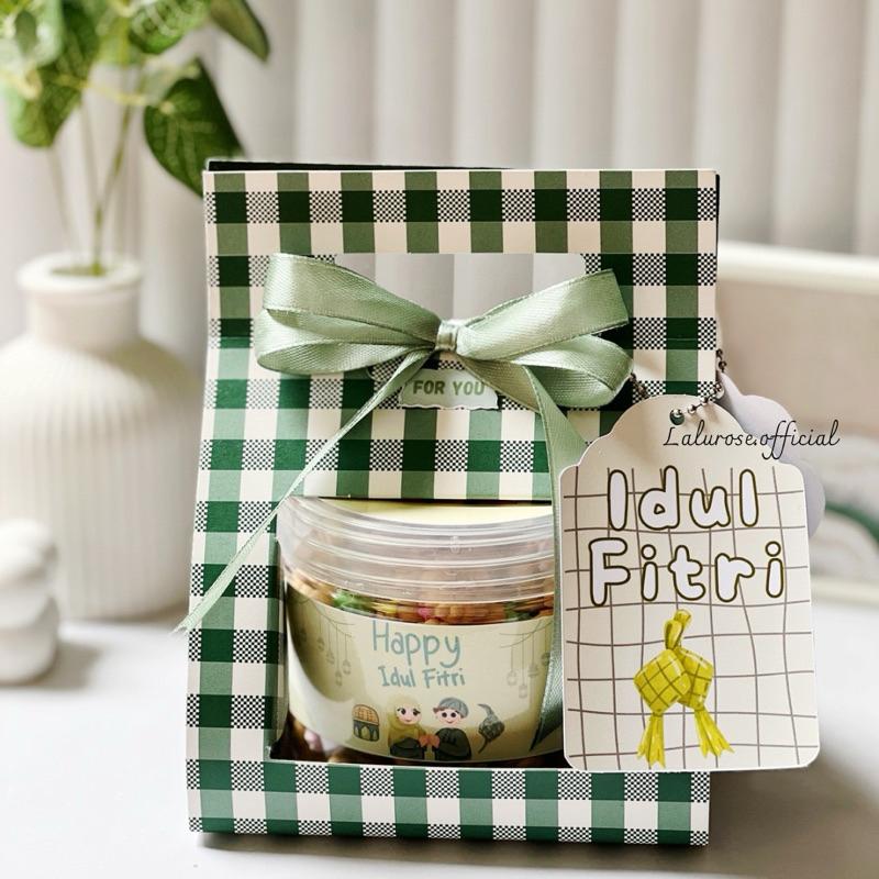 

Hampers Idul Fitri Motif Kotak