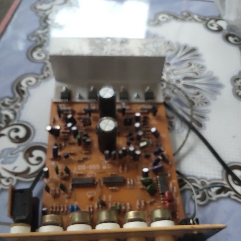 power speaker aktif bekas