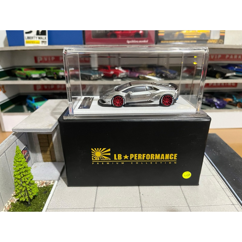 LB Performance lamborghini huracan silver