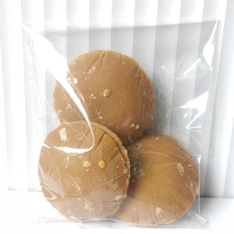 

GULA JAWA KELAPA ASLI KEBUMEN 2KG